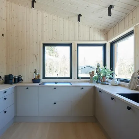 Newly Built Luxury House With & Shelter Near *