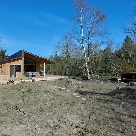Newly Built Luxury House With & Shelter Near Σπίτι διακοπών