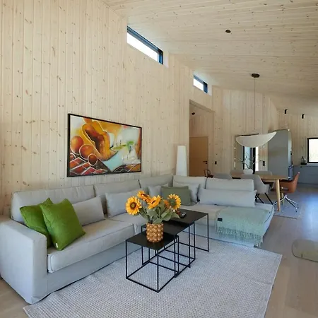 Newly Built Luxury House With & Shelter Near * Άλμποργκ