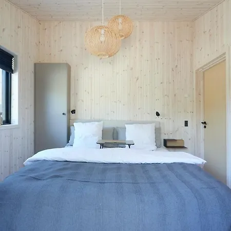 Newly Built Luxury House With & Shelter Near
